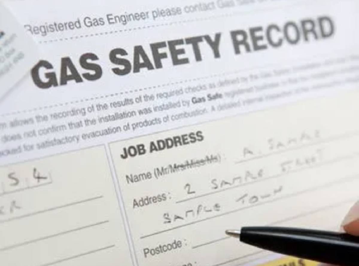 Gas safe heating engineer in Dudley and West Midlands